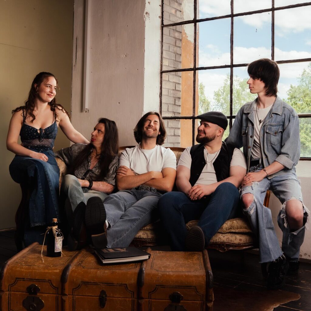 Instagram post from caravel.official. This post is in position 8.